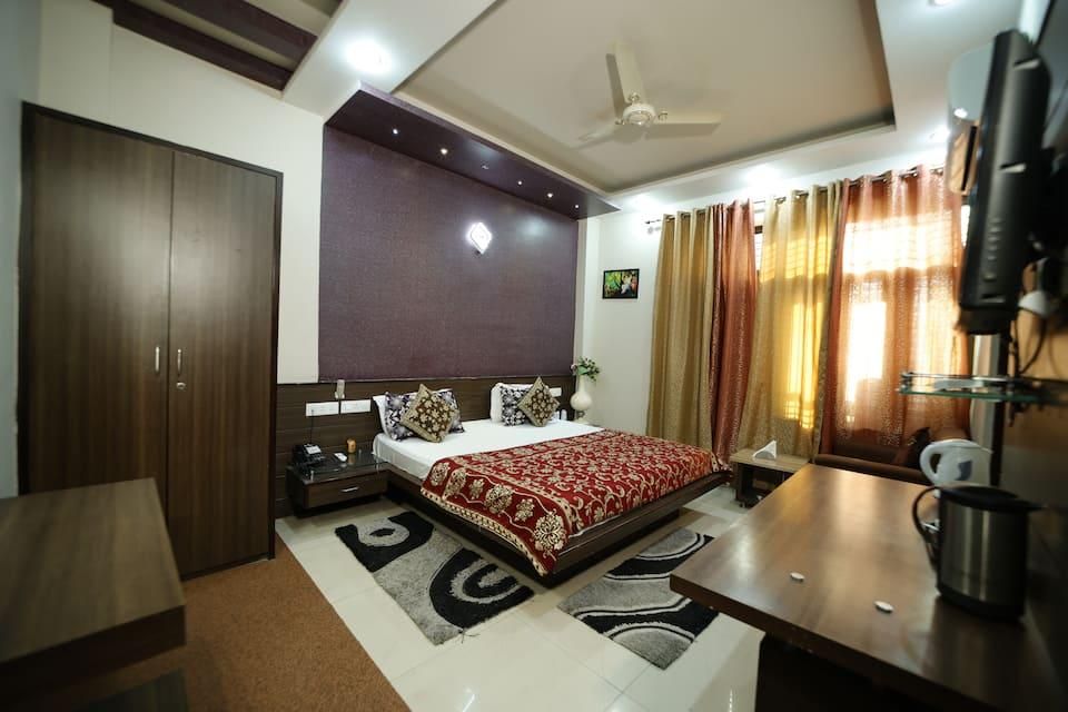 Luxury accommodation with all essential amenities.