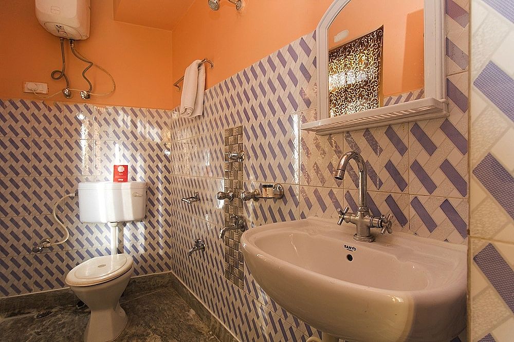 OYO 10586 Hotel Tulip Residency Double or Twin Room 2