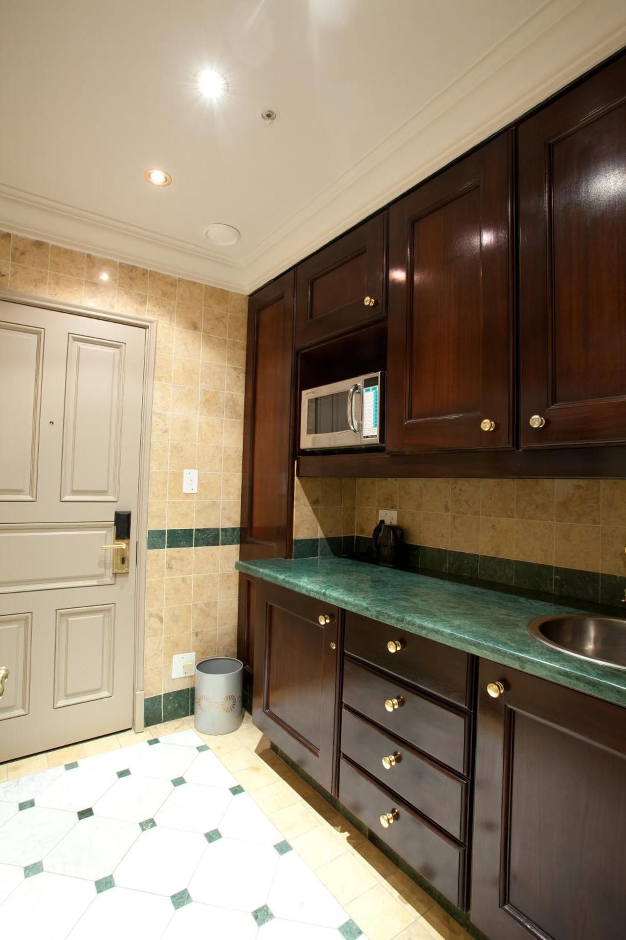 Presidential Suite