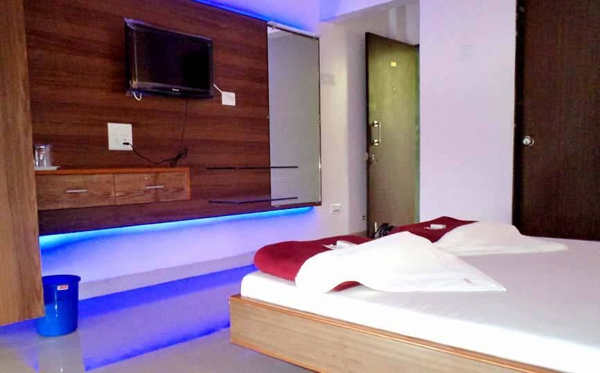 Nivant Hill Resort Satara Deluxe Non AC Room