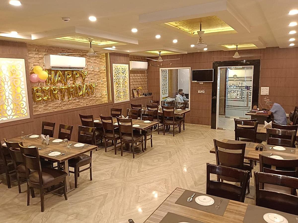 undefined Hotel Janki Inn 10