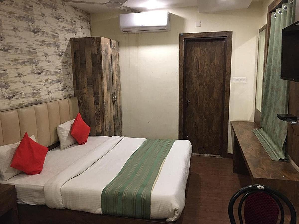 undefined Hotel Janki Inn 5