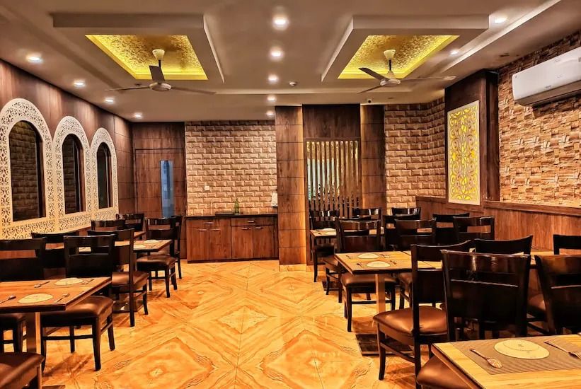 Food & Dining