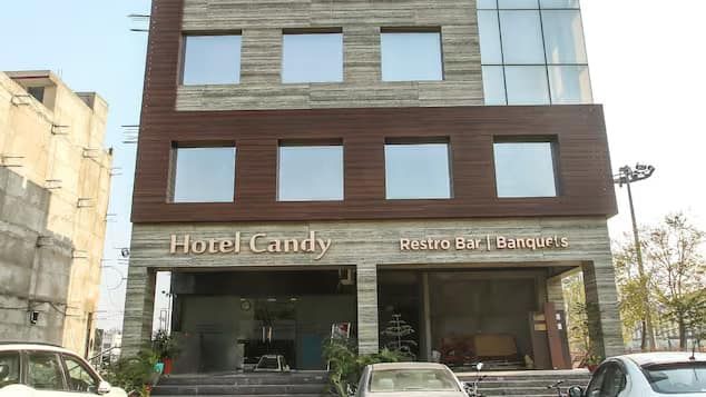 undefined Hotel Candy 7