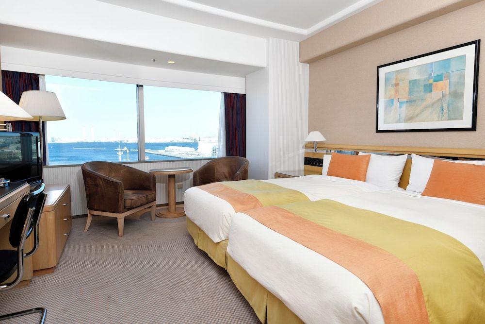[Check-in 15:00] Tower Bay View Twin, Smoking