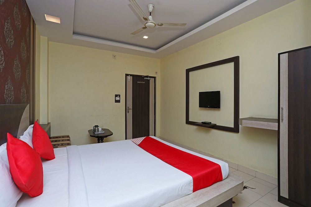 OYO 29689 Hotel Pramod Double or Twin Room 15