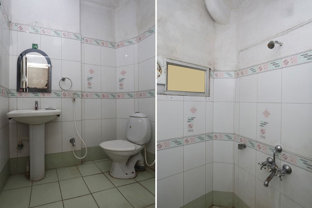 OYO 29689 Hotel Pramod Deluxe Double or Twin Room 3