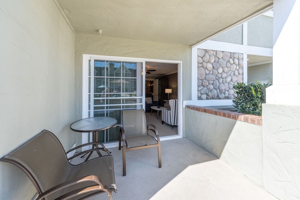 Carlsbad Inn Beach Resort Suite, 1 Bedroom, Non Smoking, Kitchenette 2