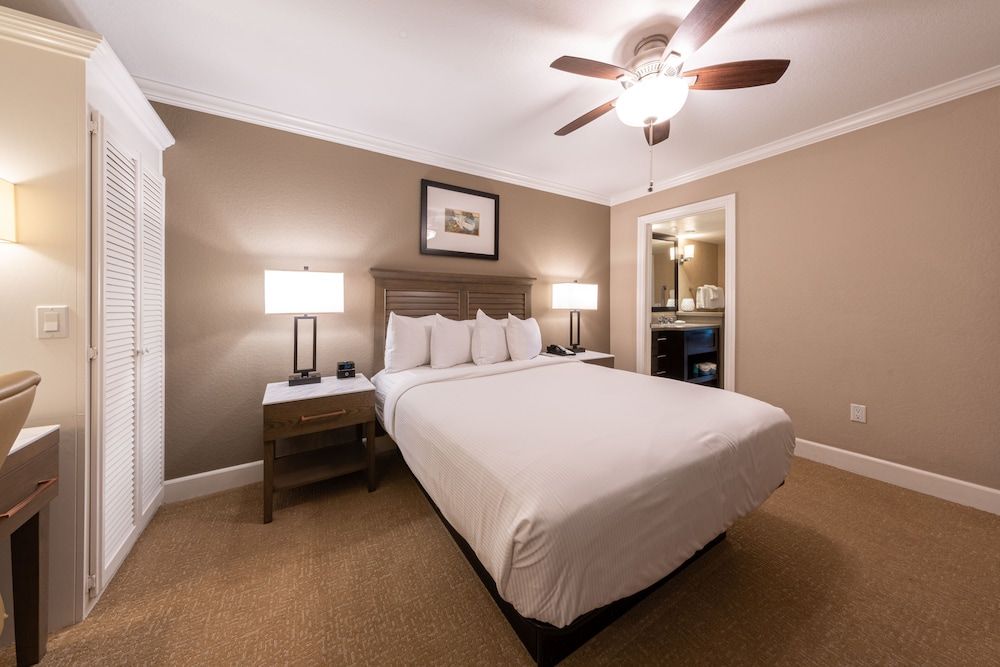 Suite, 2 Bedrooms, Non Smoking, Kitchenette