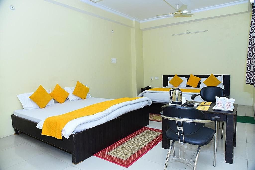 undefined Hotel Nexus 8