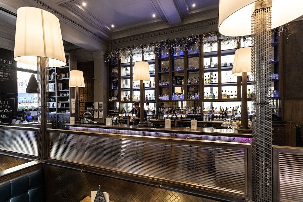 undefined The Inn On The Mile 9