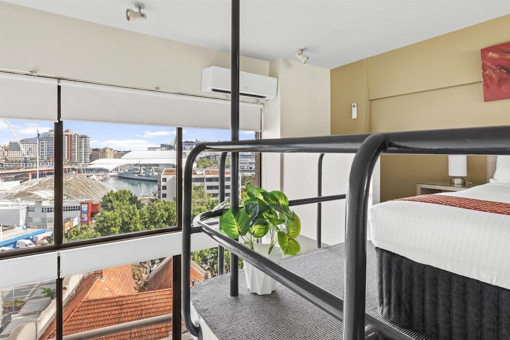 undefined Metro Apartments on Darling Harbour - Sydney 10