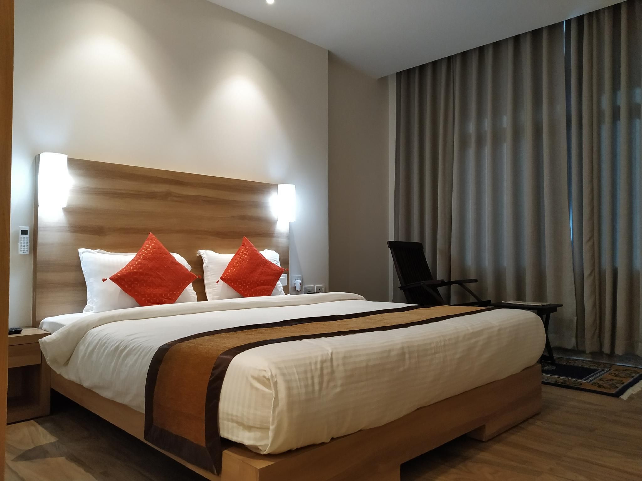 Executive Suite