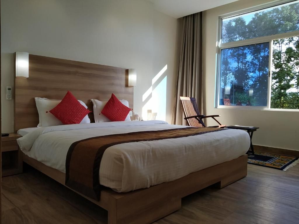 Hotel SC Grand Standard Room 12