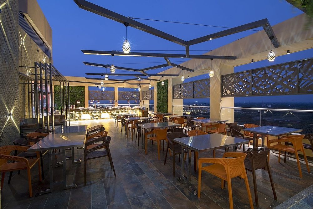 undefined Hotel Silvera Grand 2