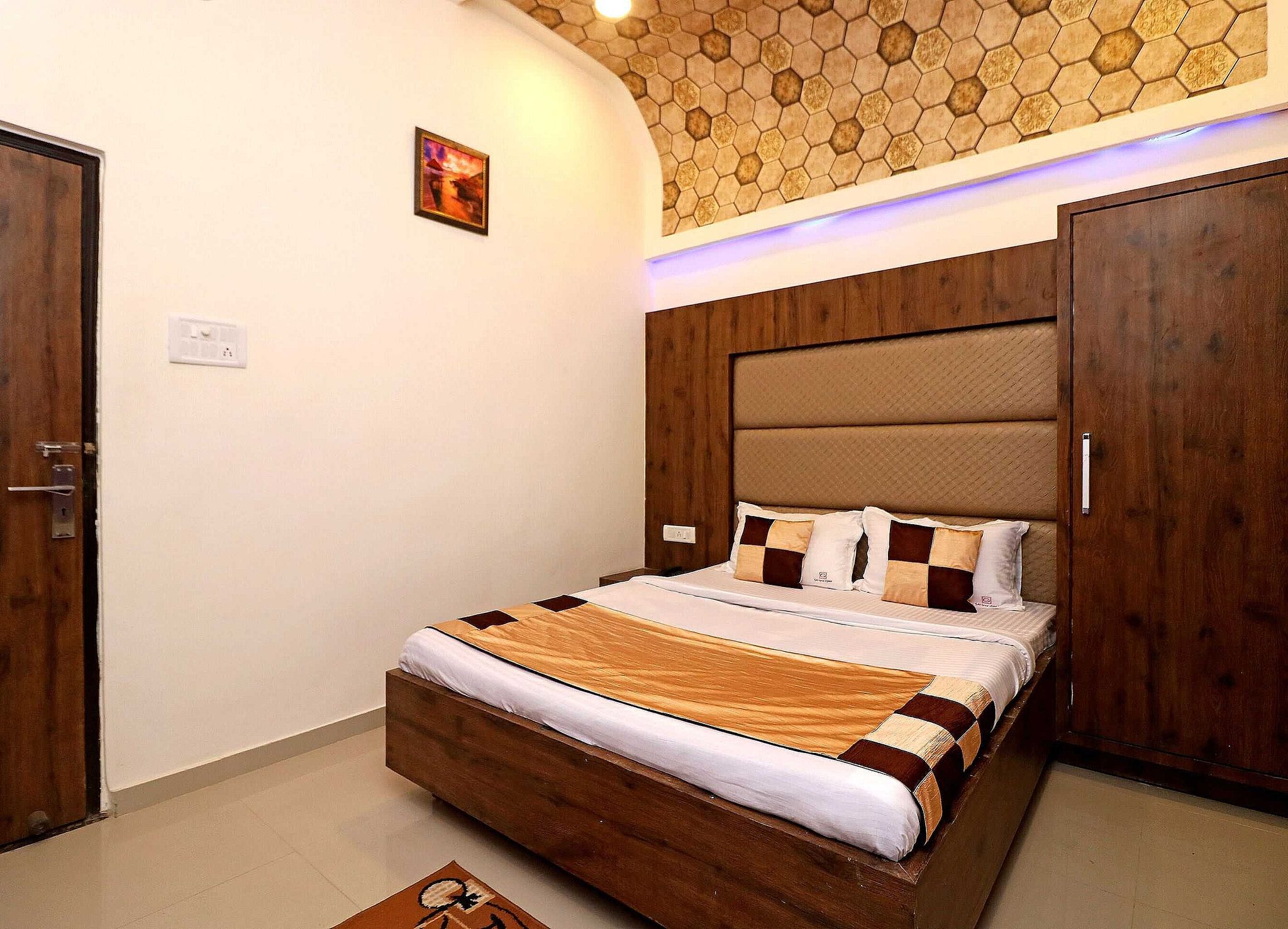 undefined OYO Flagship 10991 Hotel Gagan 7