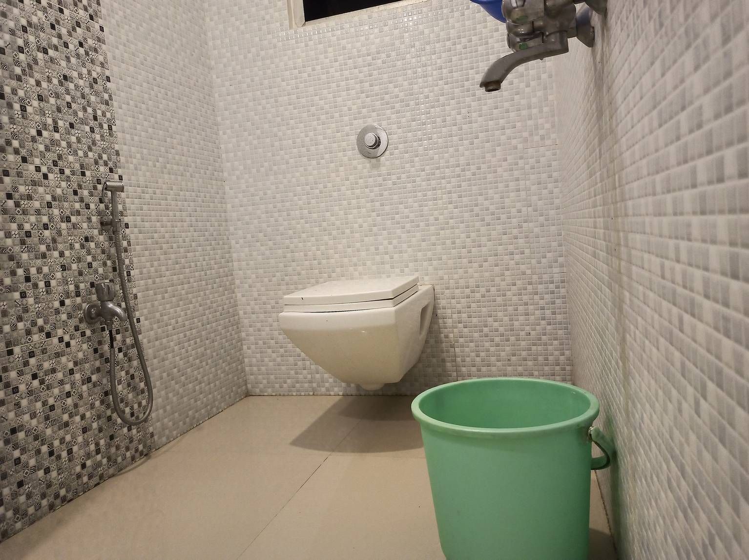 Hotel Centre Point (by Centre Point Group) Centre Point Economy Non-AC Room 4