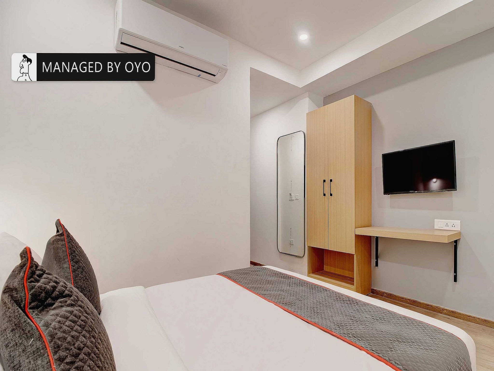 Townhouse Akota Vadodara Classic 13