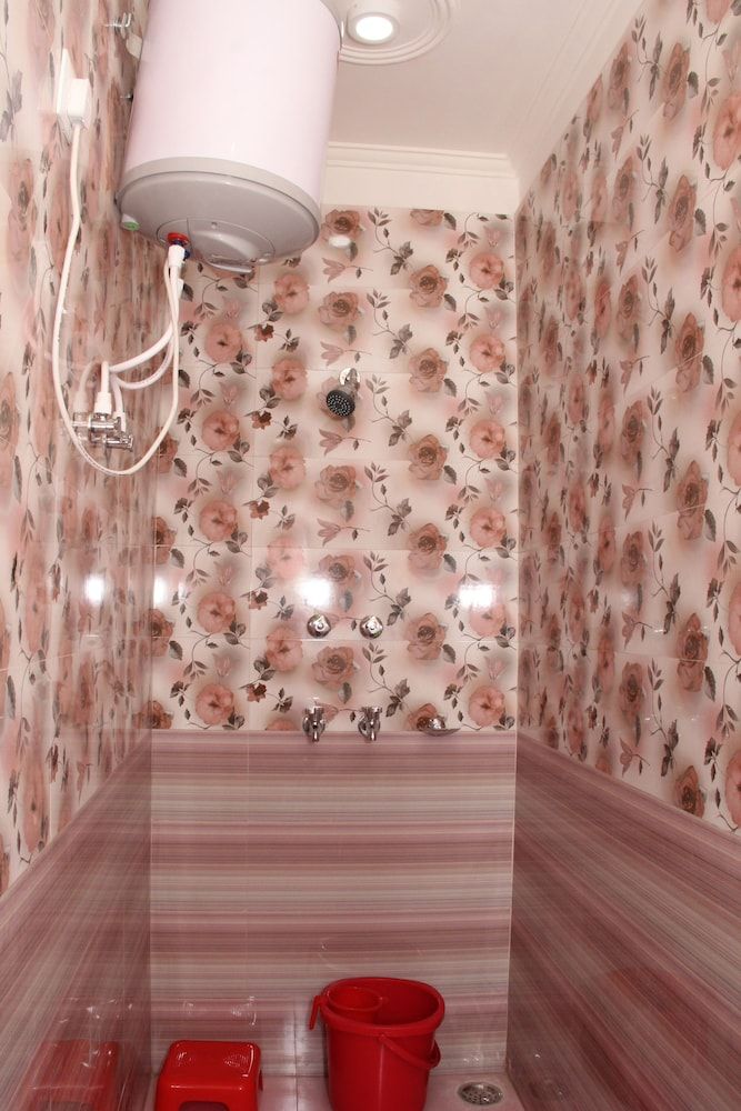 Hotel Silk Family Room (AC) 2