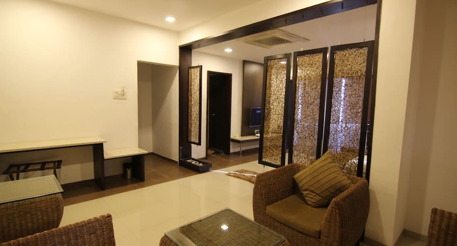 undefined Hotel Sai Saya 4