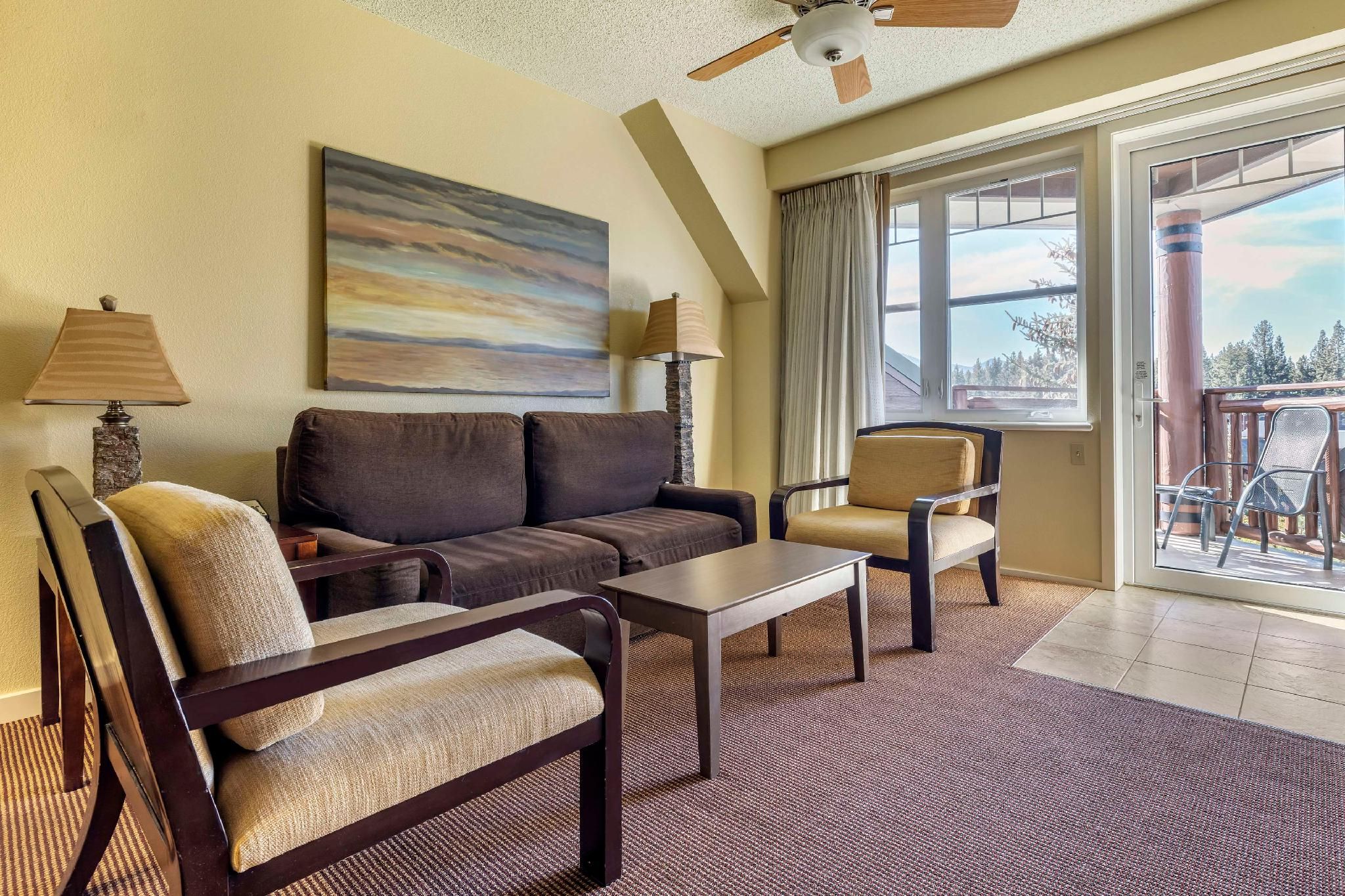 1 BEDROOM 1 KING SUITE AND SOFABED