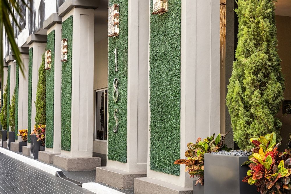 undefined Fortune House Hotel Suites 3