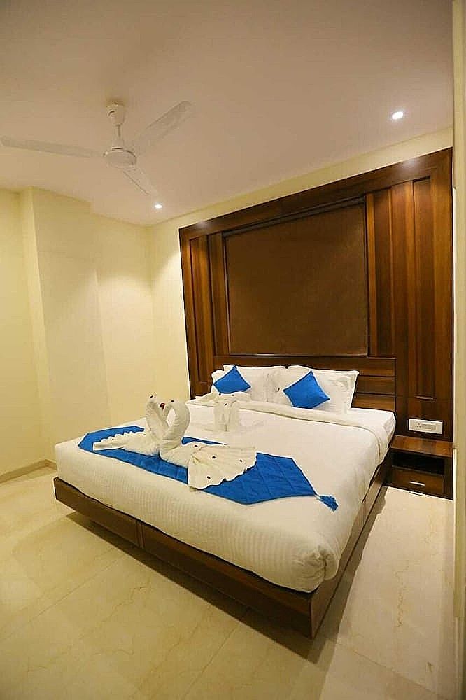 Hotel City Star Near Taj Mahal Deluxe Room 5