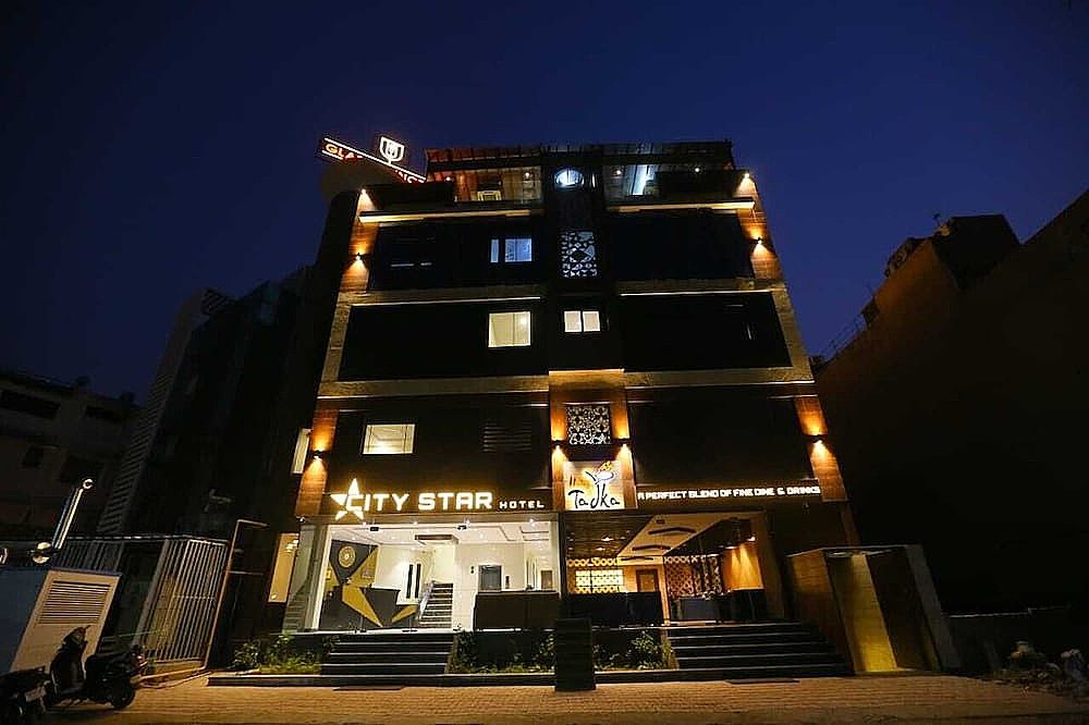 Front of property - evening/night