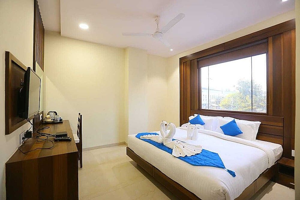 Hotel City Star Near Taj Mahal Deluxe Room 6