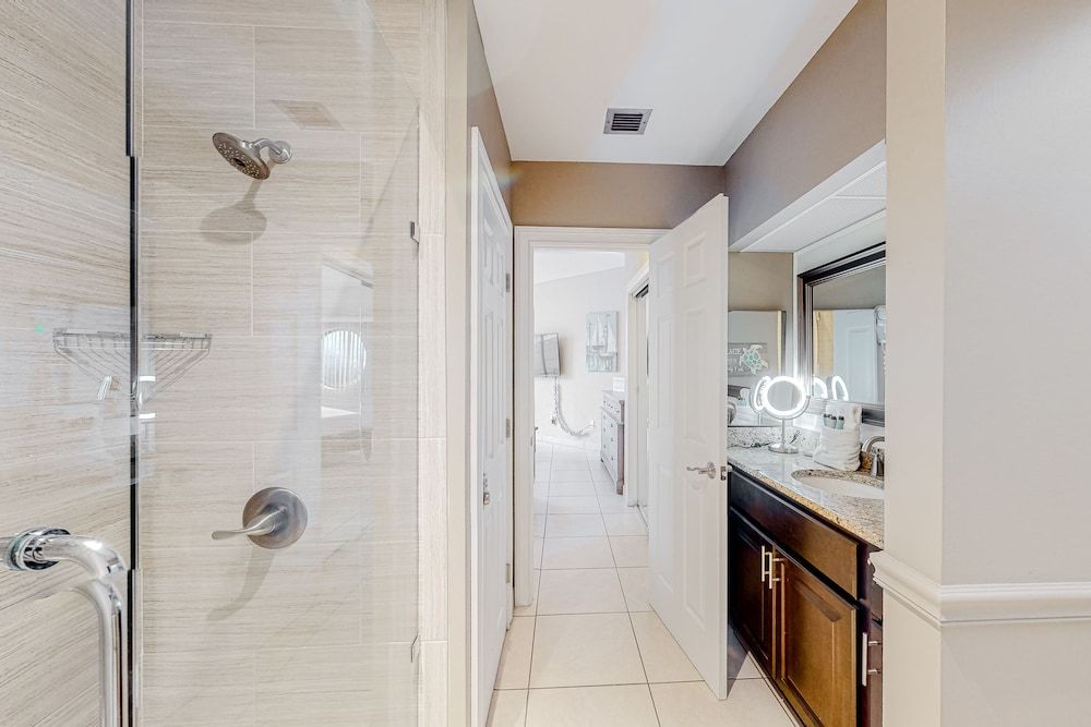 Surfside Resort Apartment, 1 Bedroom (King) 3