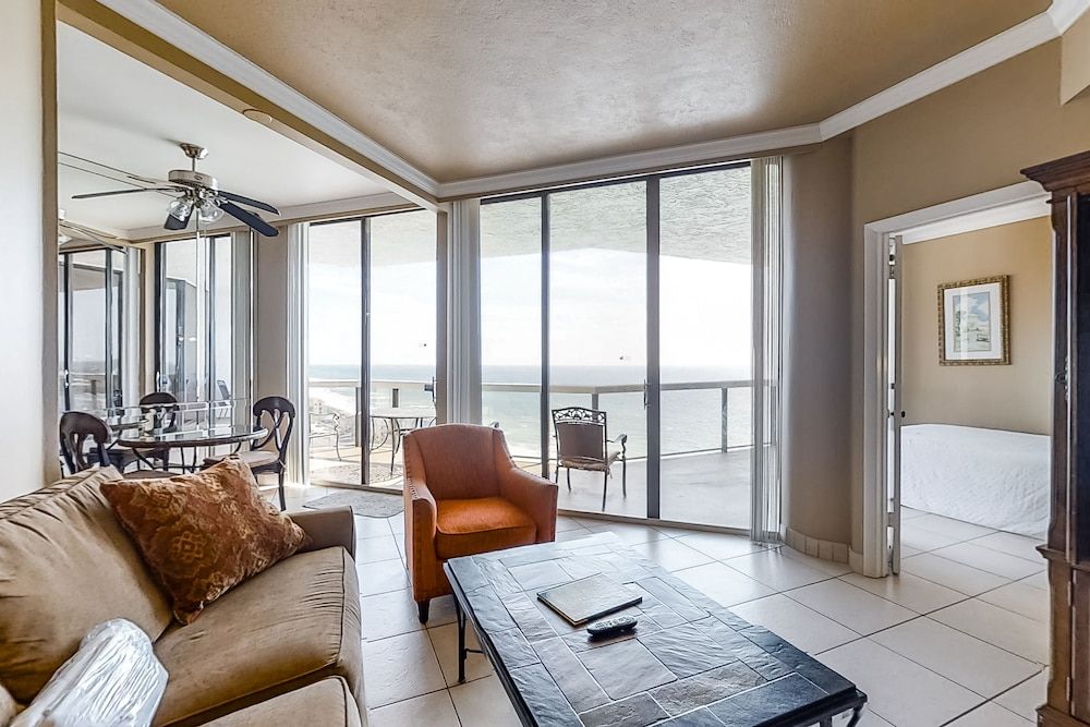 Surfside Resort Apartment, 2 Bedrooms 3