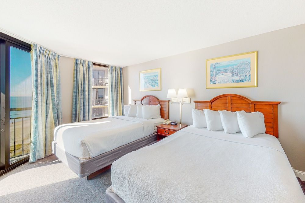 Condo, 1 Bedroom (Oceanfront 2 Queen)
