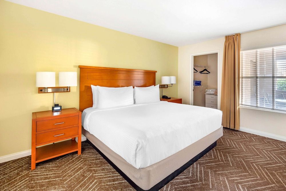 undefined Hilton Vacation Club Desert Retreat Las Vegas 8