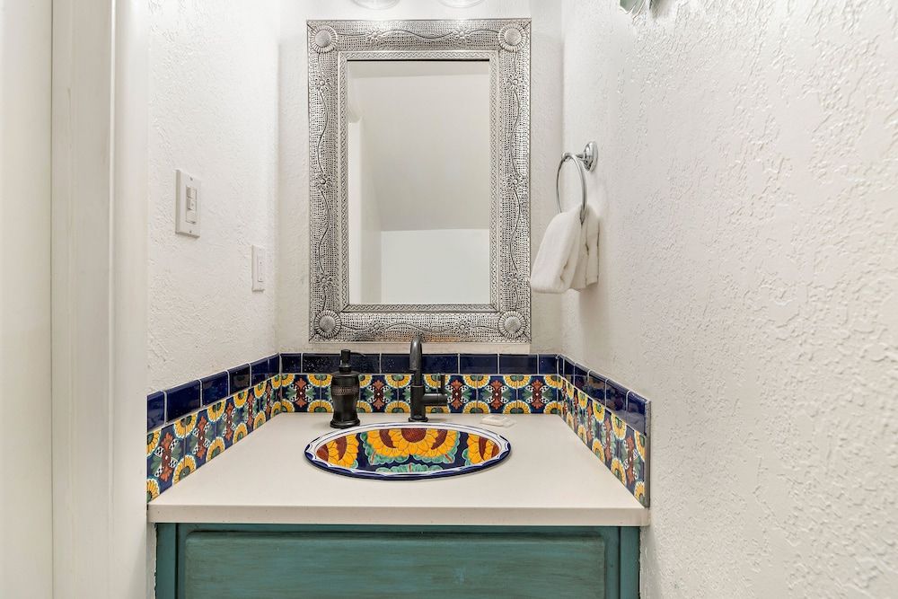 Fort Marcy Hotel Suites by All Seasons Resort Lodging 2-Bedroom Condominium 15