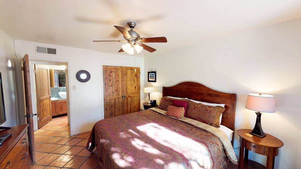 Fort Marcy Hotel Suites by All Seasons Resort Lodging 1-Bedroom Condominium 2