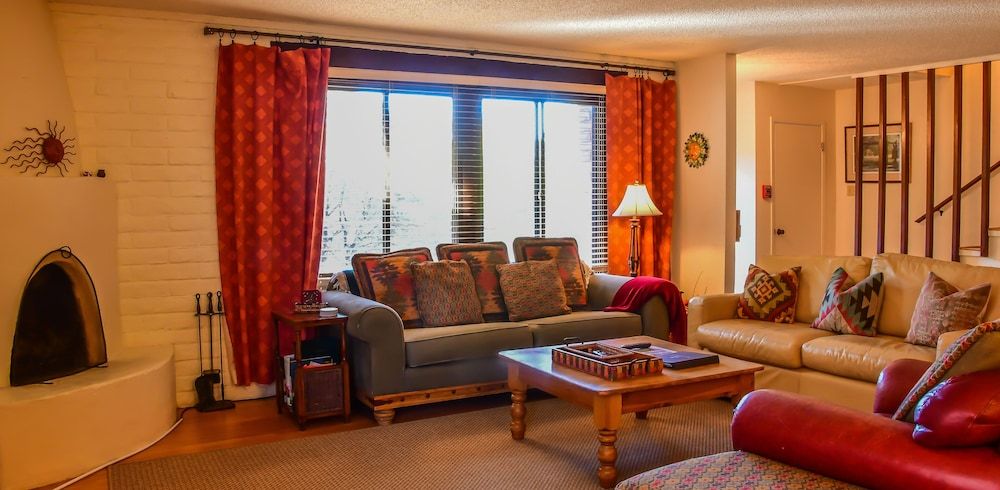 Fort Marcy Hotel Suites by All Seasons Resort Lodging 3-Bedroom Condominium 24
