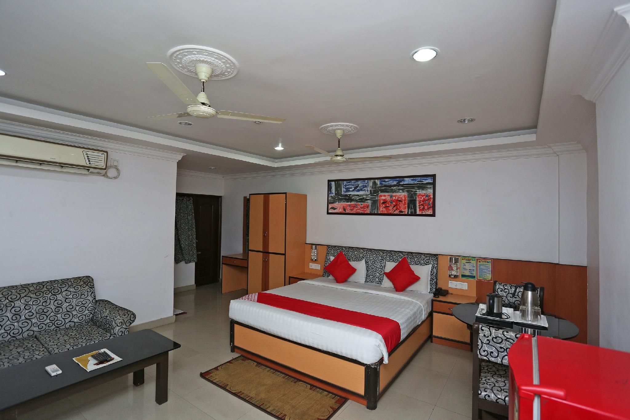 Collection O Hotel Durga Classic Double or Twin 2