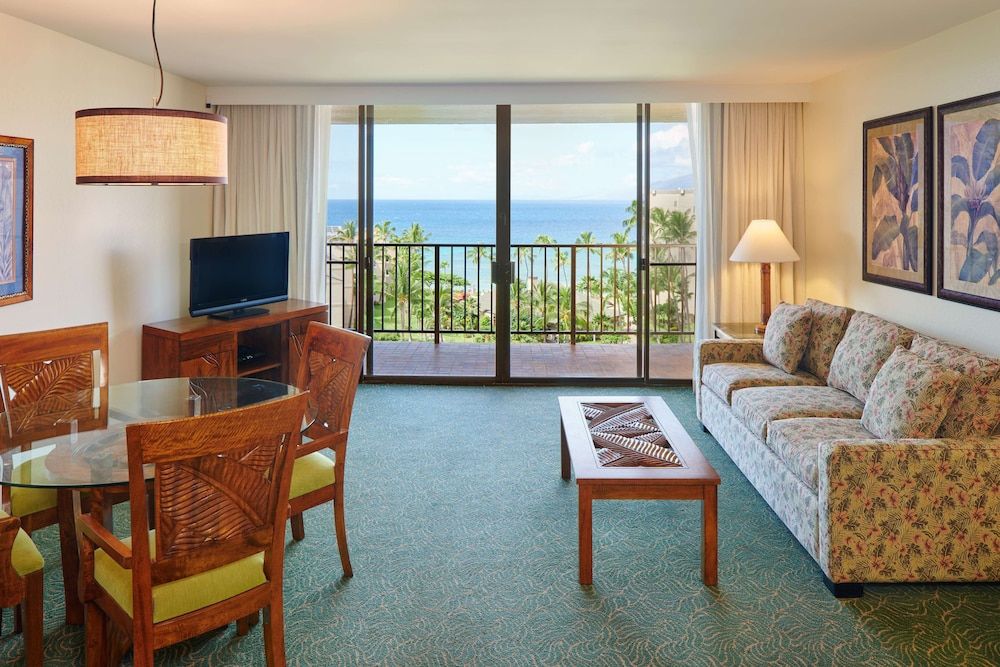Suite, 1 King Bed, Ocean View