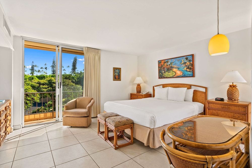 Deluxe Room (Hotel)