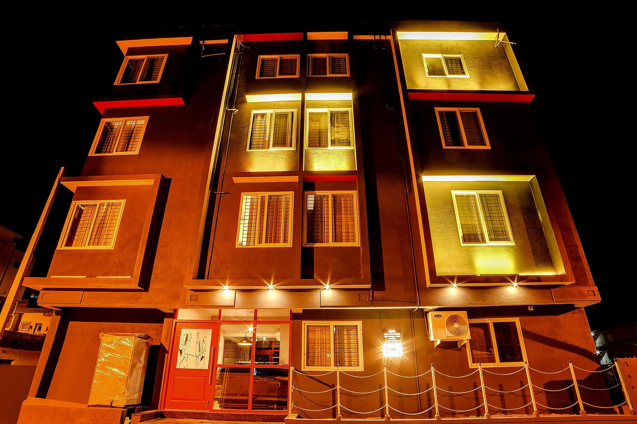undefined Townhouse Sarvar Hospitality Near Ascendas Park Square Mall 7