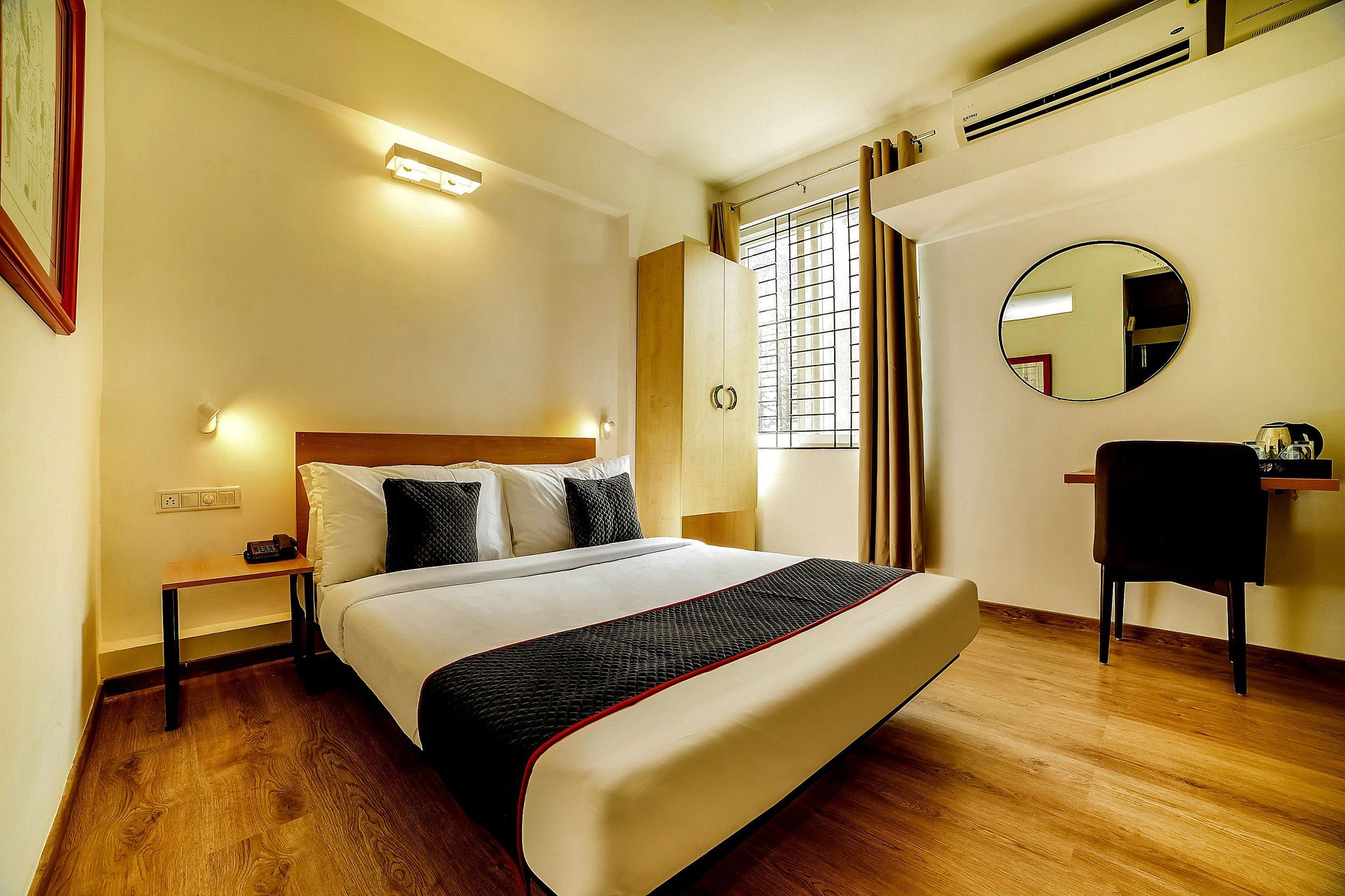 Townhouse Sarvar Hospitality Near Ascendas Park Square Mall Classic Room 3
