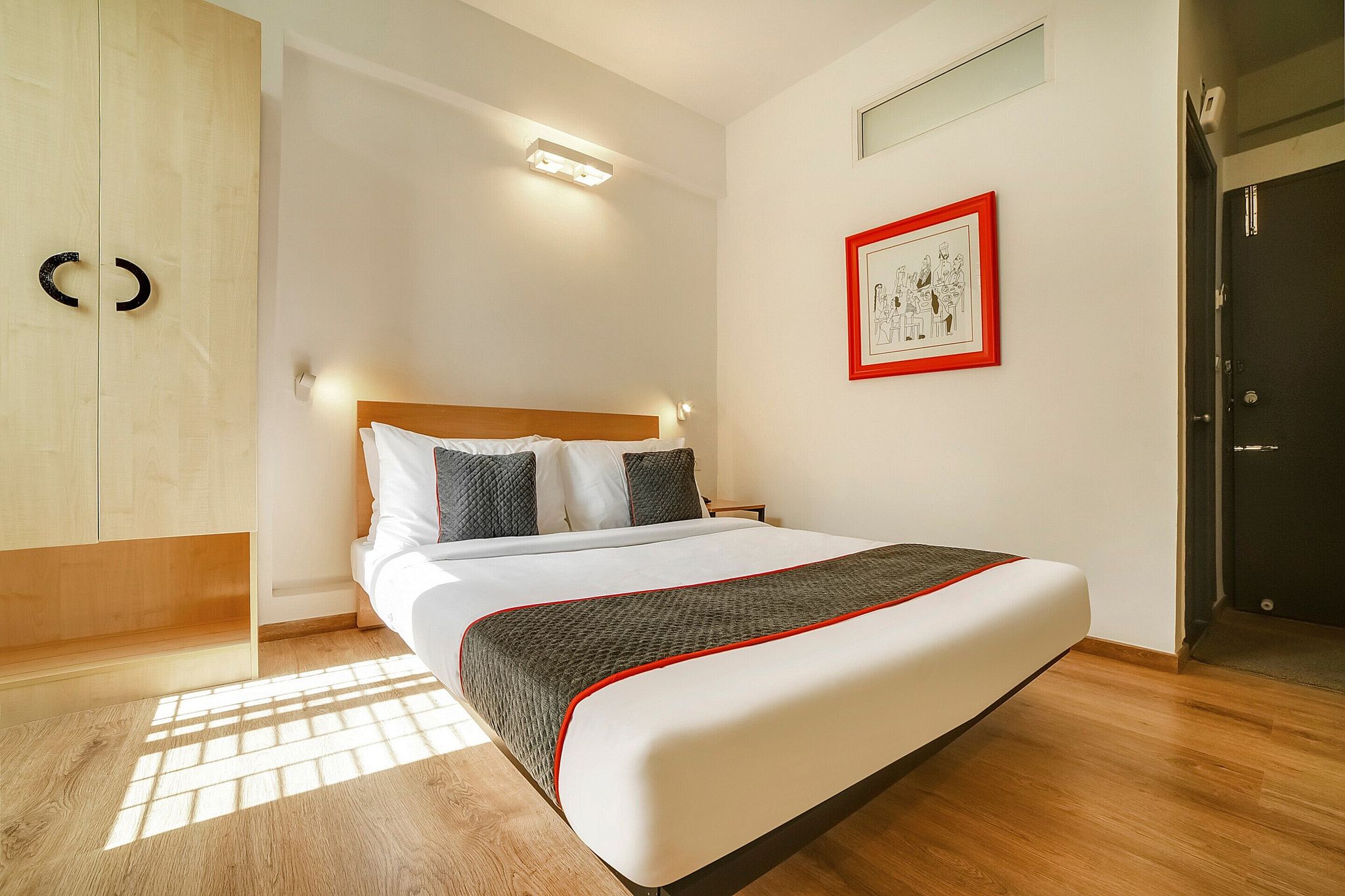 Townhouse Sarvar Hospitality Near Ascendas Park Square Mall Classic Room 7