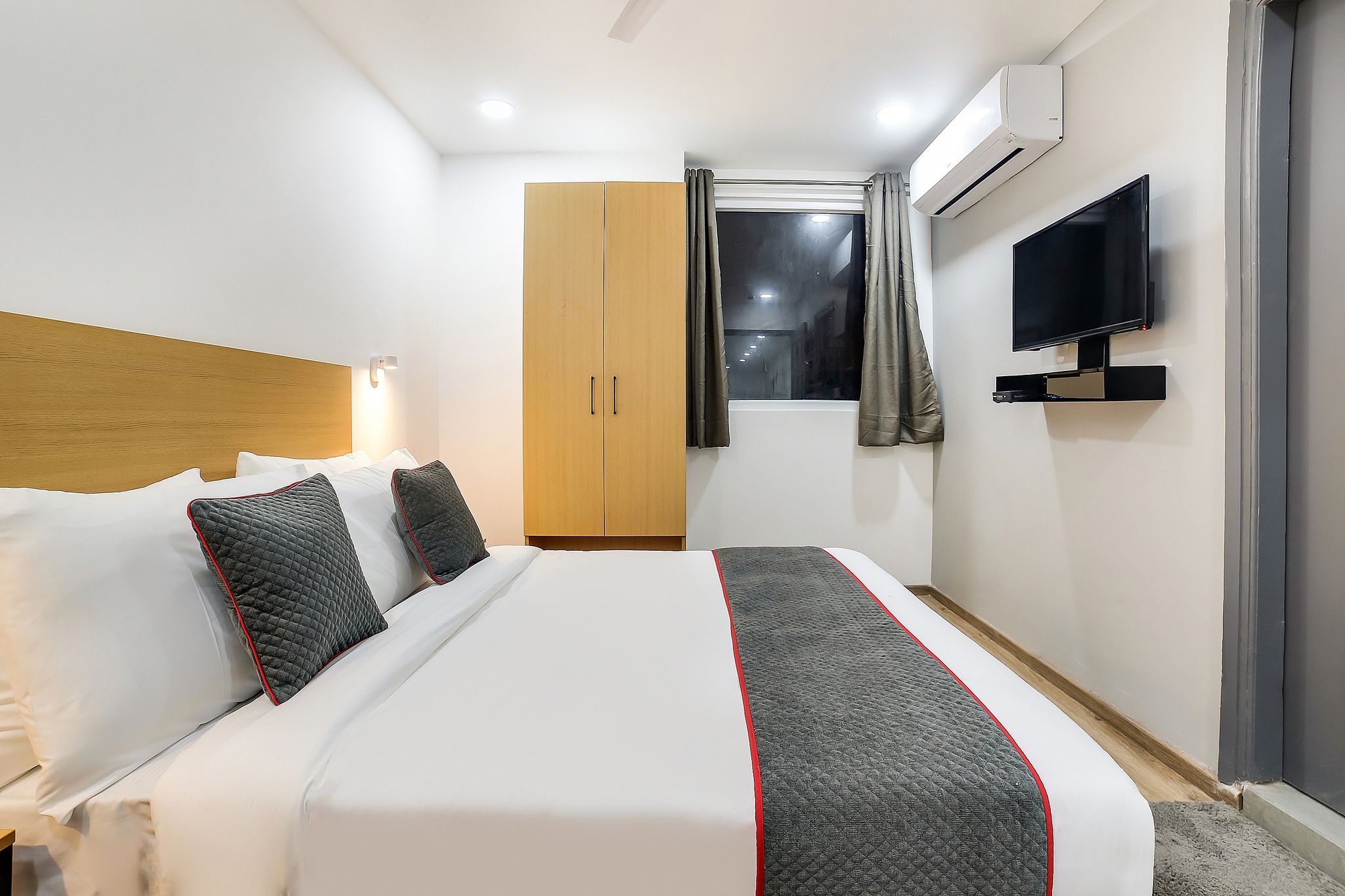 Townhouse Shahdara Near Yamuna Sports Complex Formerly Hotel Ipotel Classic 21