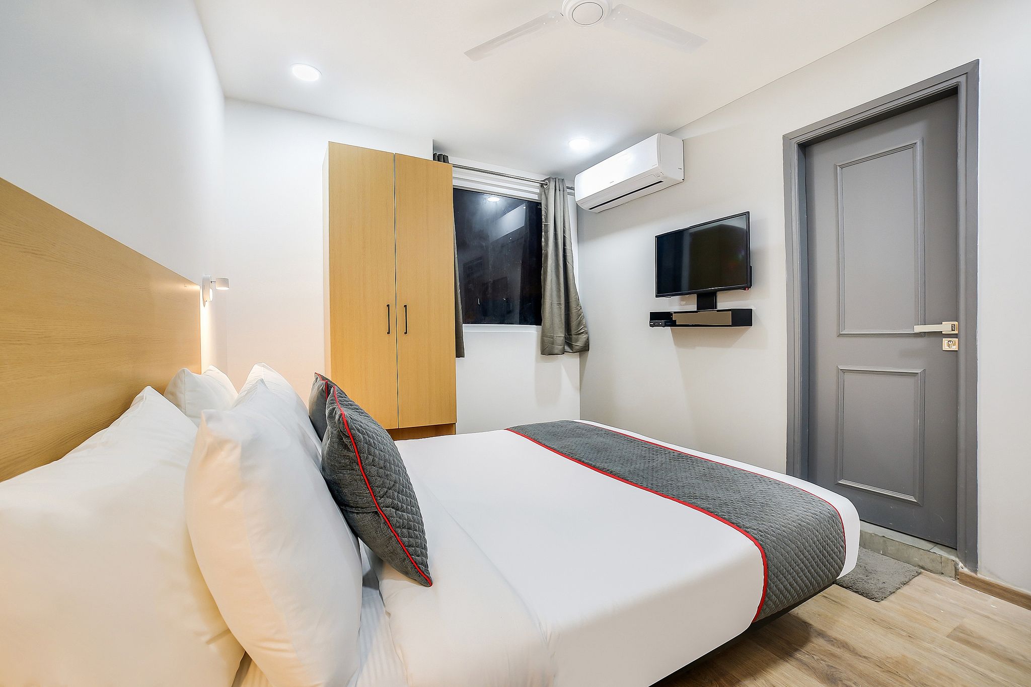 Townhouse Shahdara Near Yamuna Sports Complex Formerly Hotel Ipotel Classic 18