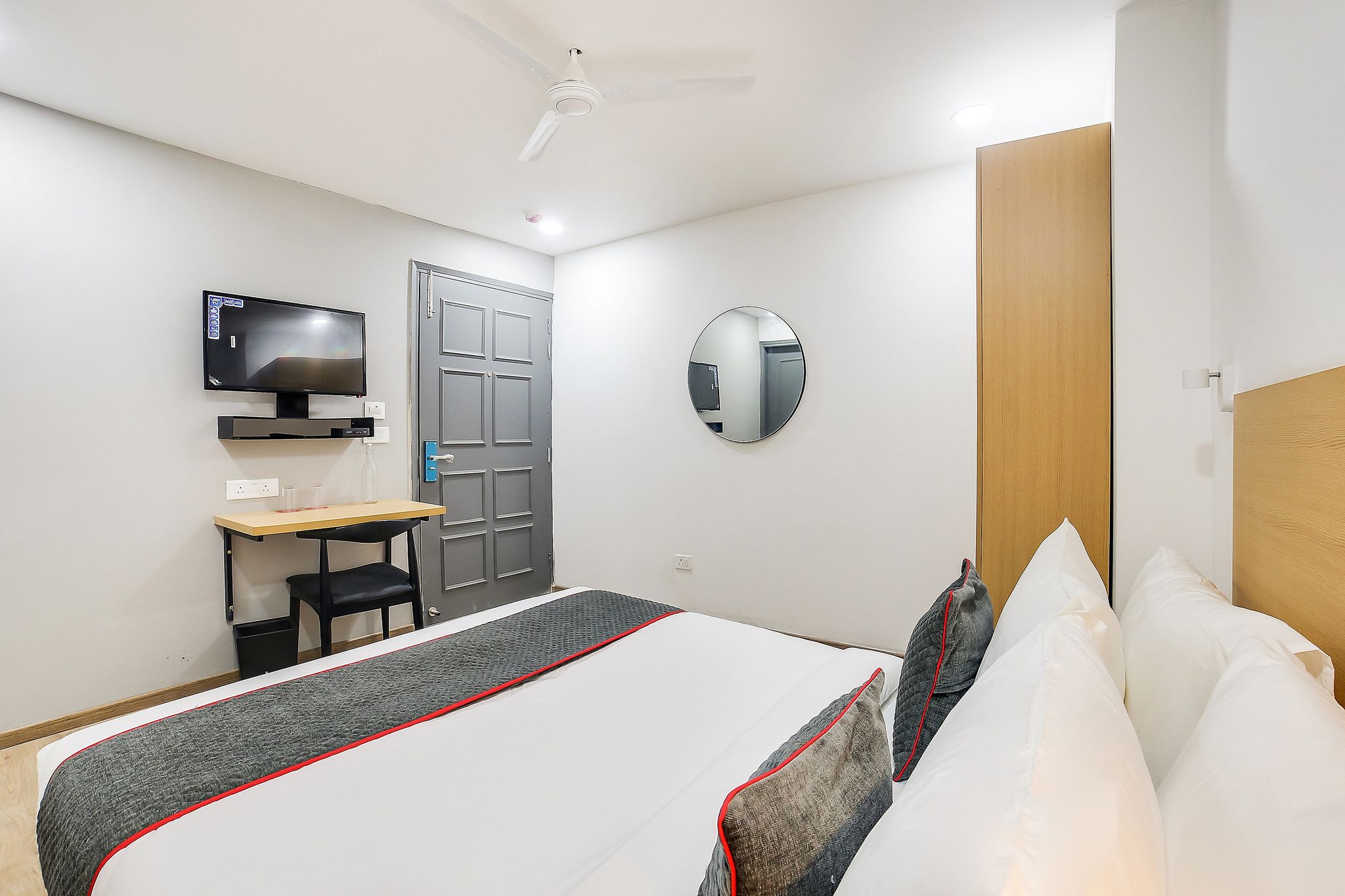 Townhouse Shahdara Near Yamuna Sports Complex Formerly Hotel Ipotel Classic 24