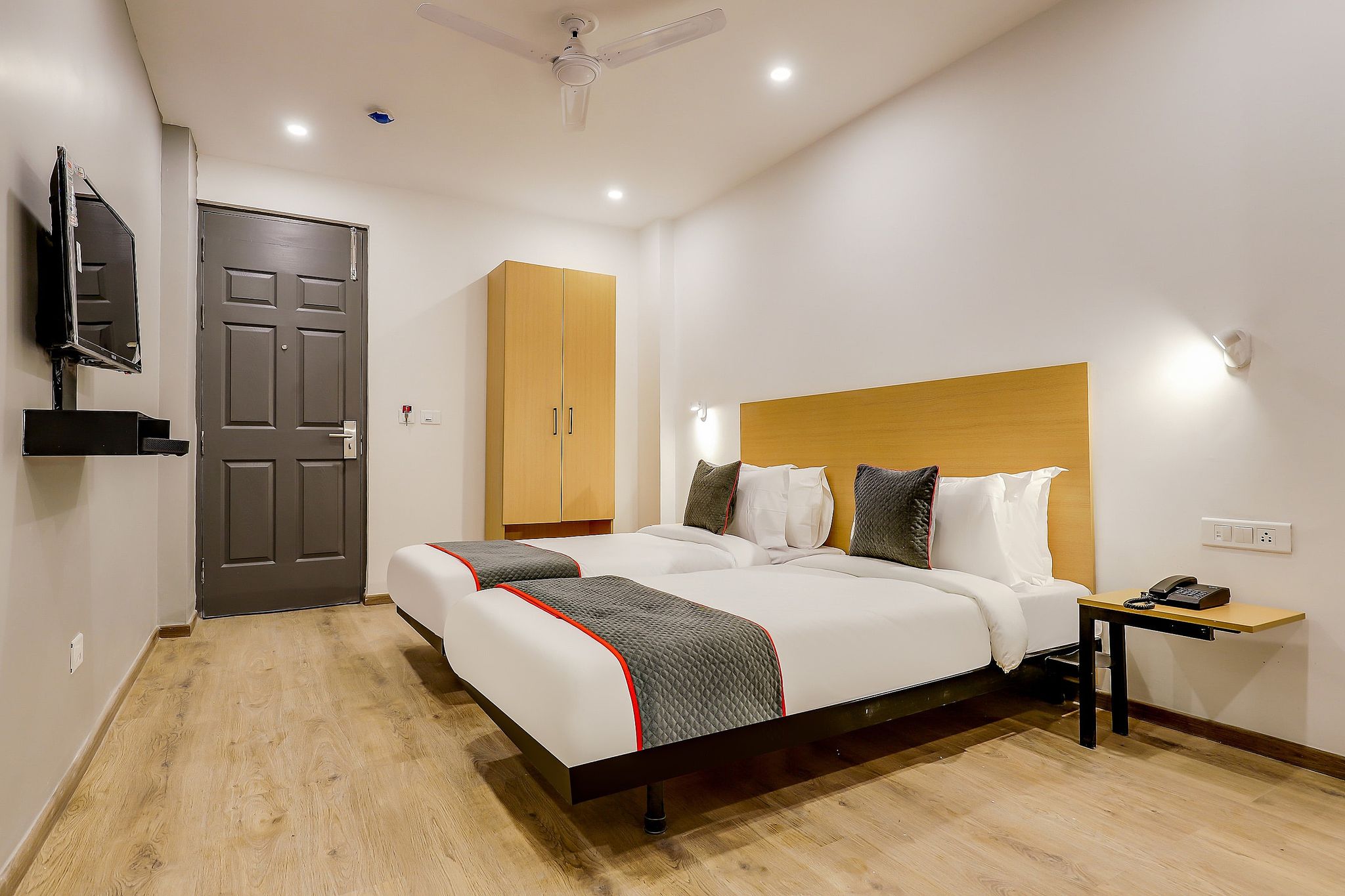 Townhouse Siddharth Vihar Ghaziabad Classic Room 18