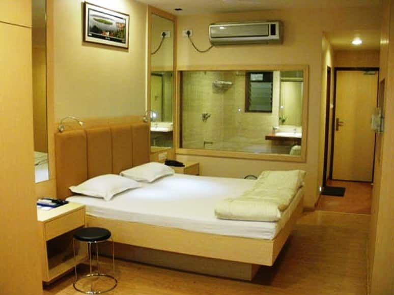 undefined The Grand Inn 10