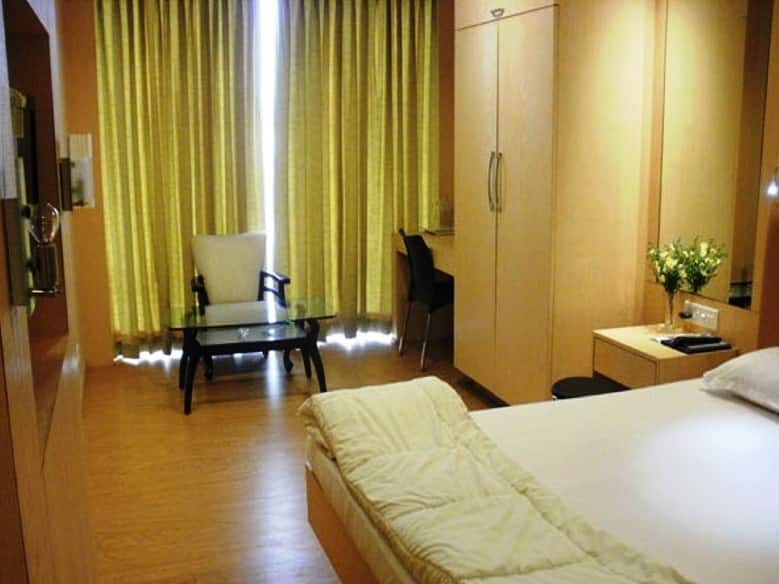 undefined The Grand Inn 8