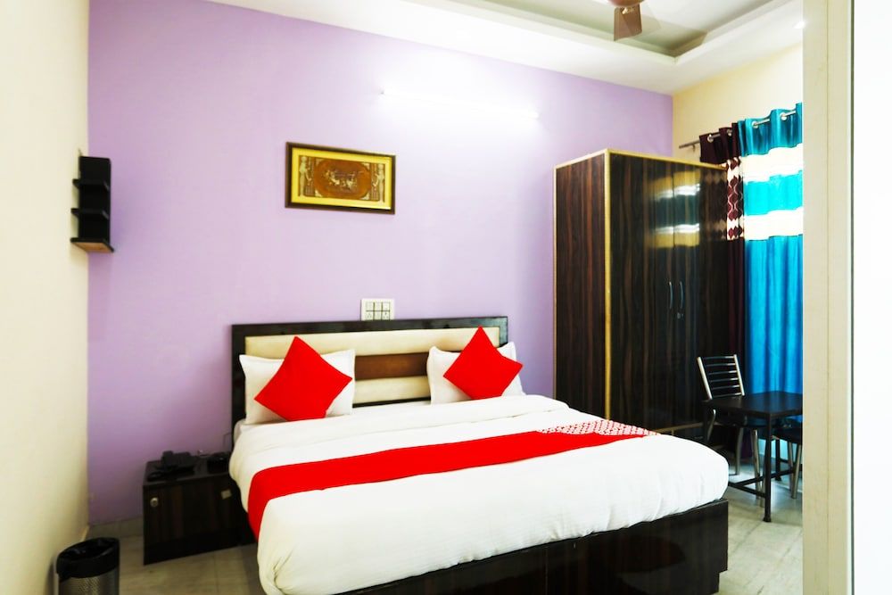 OYO 9382 Sweet Homes Double Room 3