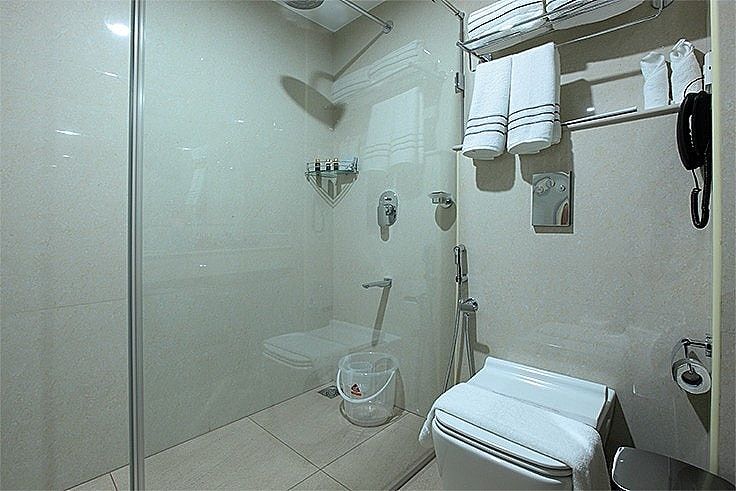 TRIBUTE ROYALE Deluxe Room 5